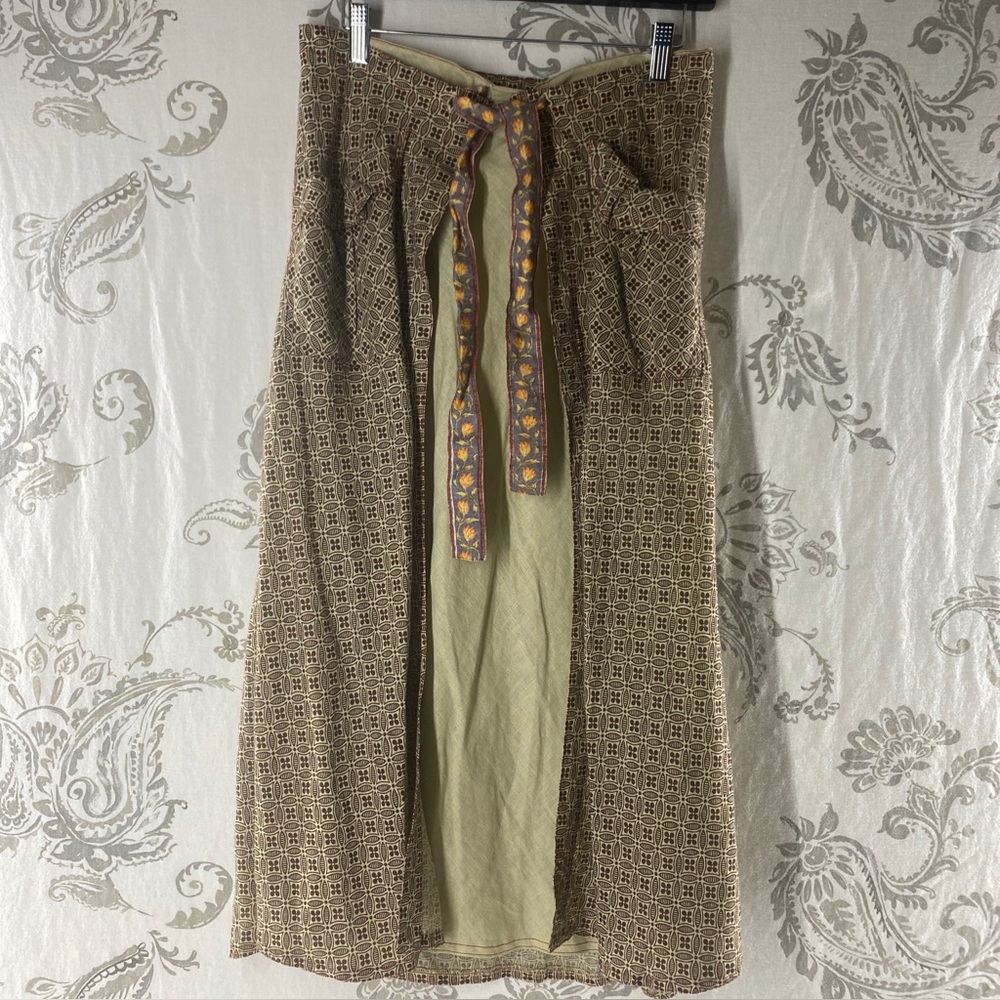 Solitaire Linen Maxi Skirt Boho
Woman's Medium